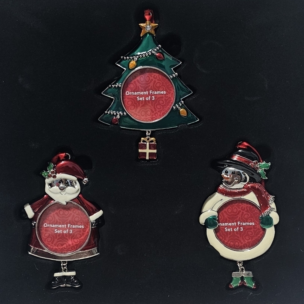 New St Nicholas Square Christmas Ornament Set